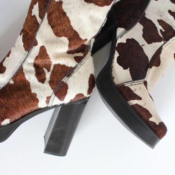 Steve Madden Brown and Cream Ankle Boots - Picture 7 of 13